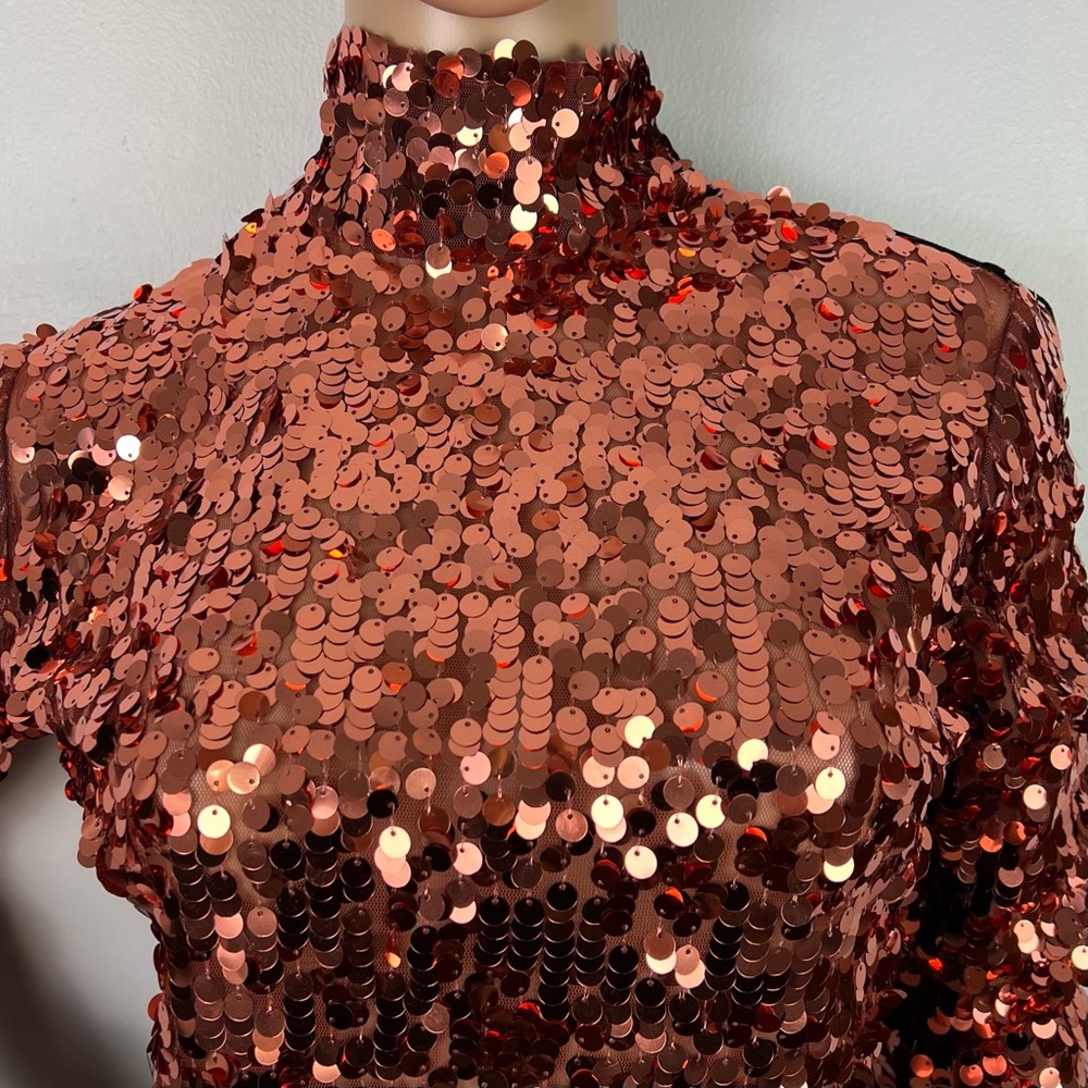 SMYTHE REVOLVE SEQUIN CROP TOP - Picture 3 of 15